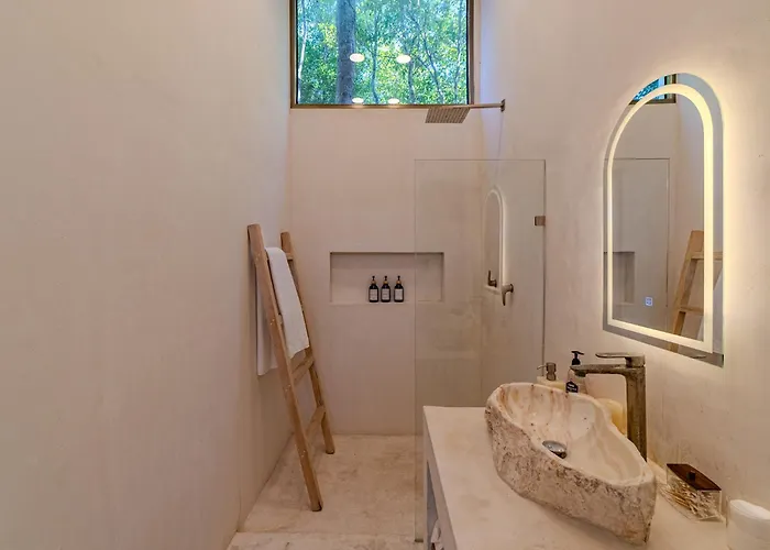 Tulipan Modern 4 Bedroom 4 Bathroom And Private Pool *