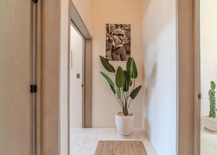 Villa Tulipan Modern 4 Bedroom 4 Bathroom And Private Pool